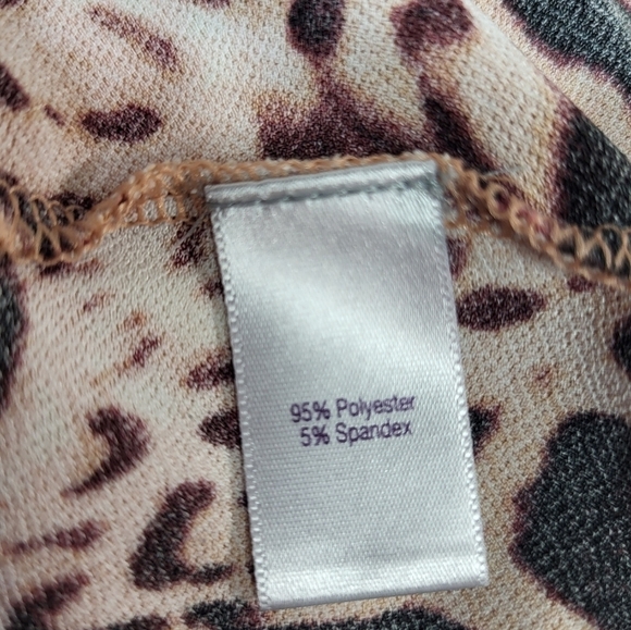 Jennifer Lopez Animal Print Sleeveless Blouse - Picture 6 of 7